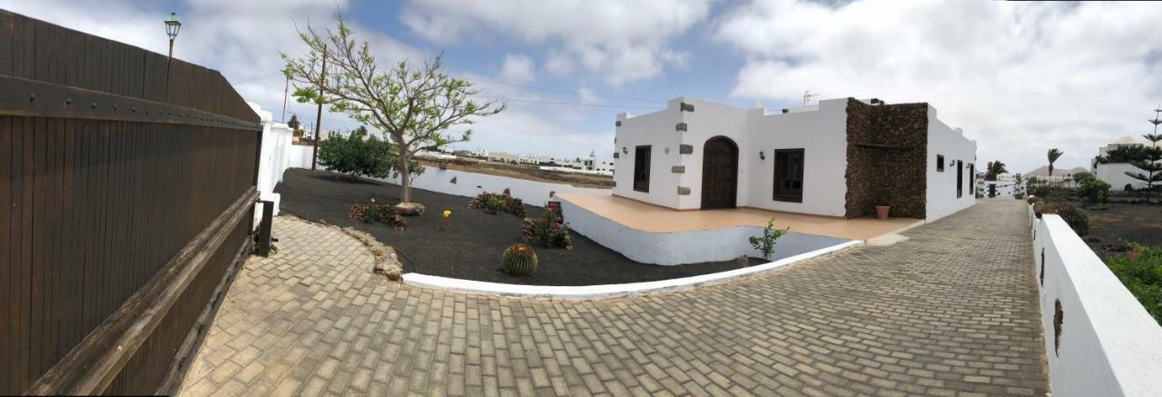 Villa Eva Tinajo Luaran gambar